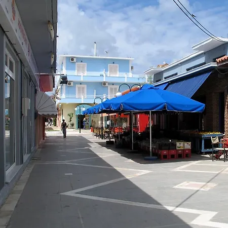 Karavaki * Lixúri