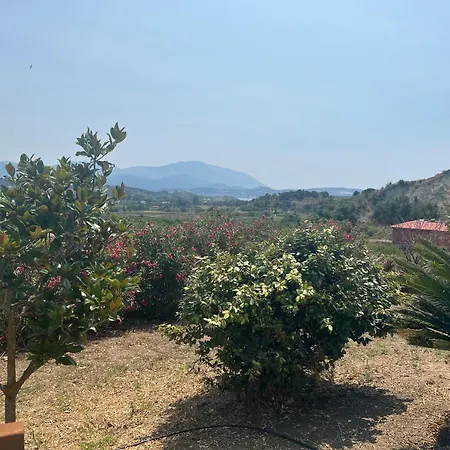 Karavaki Villa *