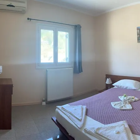 Villa Karavaki Lixúri